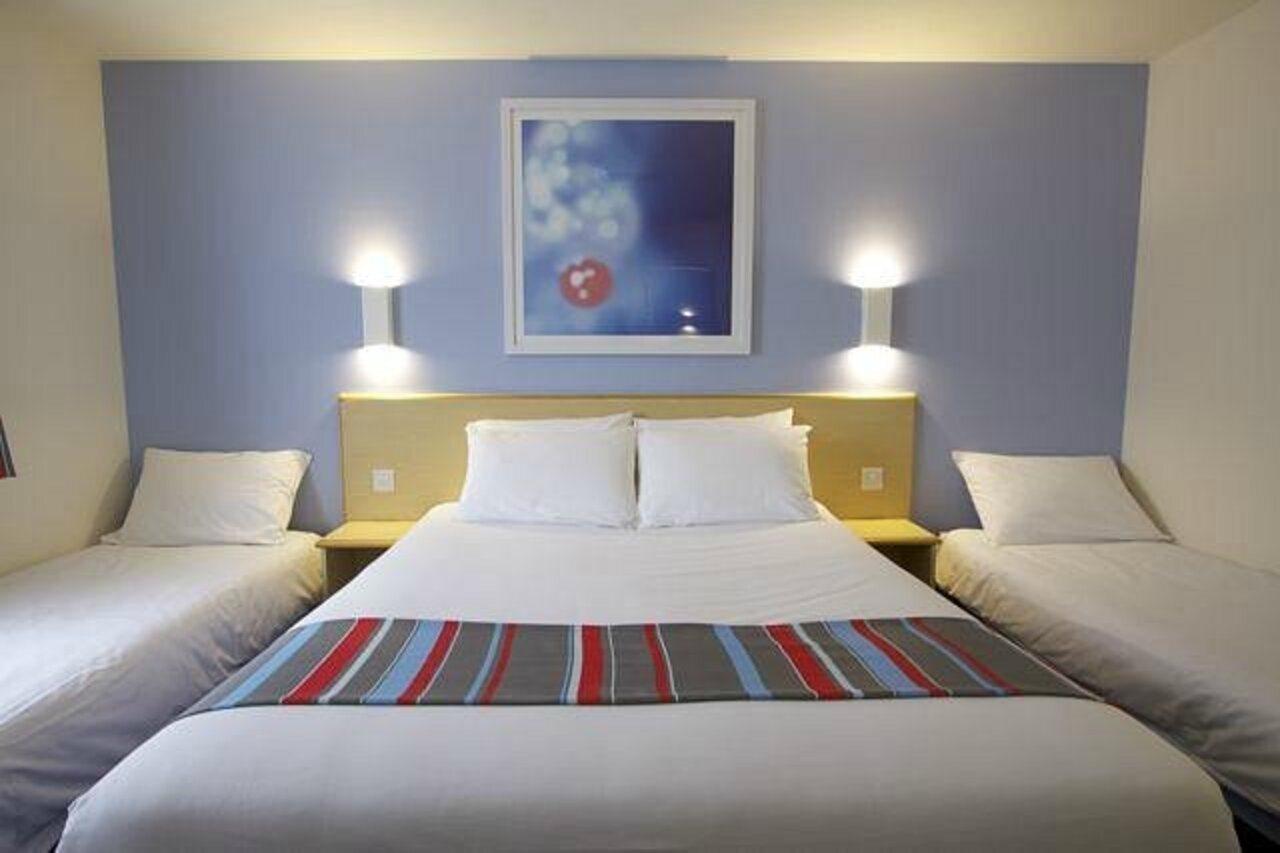 Travelodge Edinburgh Dreghorn Eksteriør billede