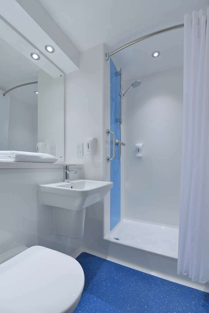 Travelodge Edinburgh Dreghorn Værelse billede